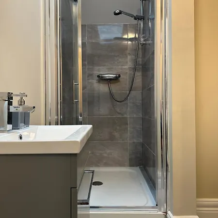Adams Complex Tullamore